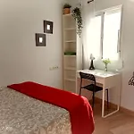 1 إشبيلية